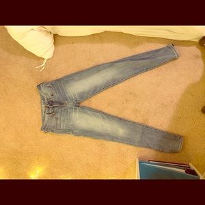 Women’s jeans